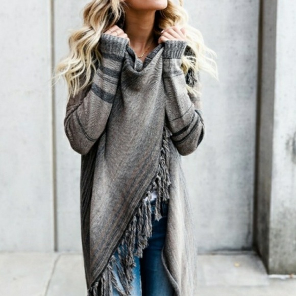 Striped Tassel Sweater - Picture 5 of 8